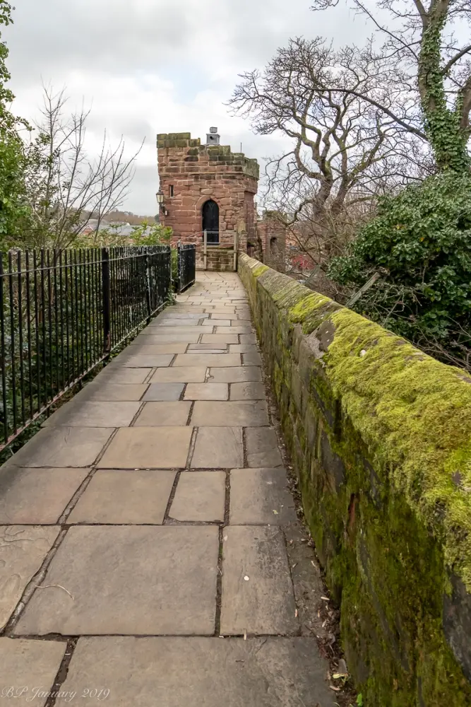 Photo de Mur de la ville de Bonewaldesthorne Tower à Pembertons Parlor - Historic England