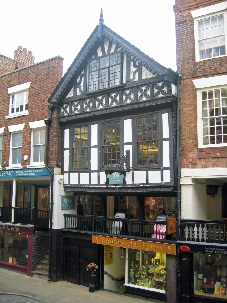 Foto von Nummer 17 Straße
Nummer 21 Row Leche House - Historic England