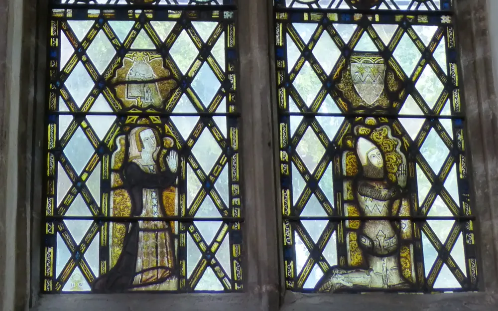 Foto von Kirche von SS Peter und Paulus - Historic England