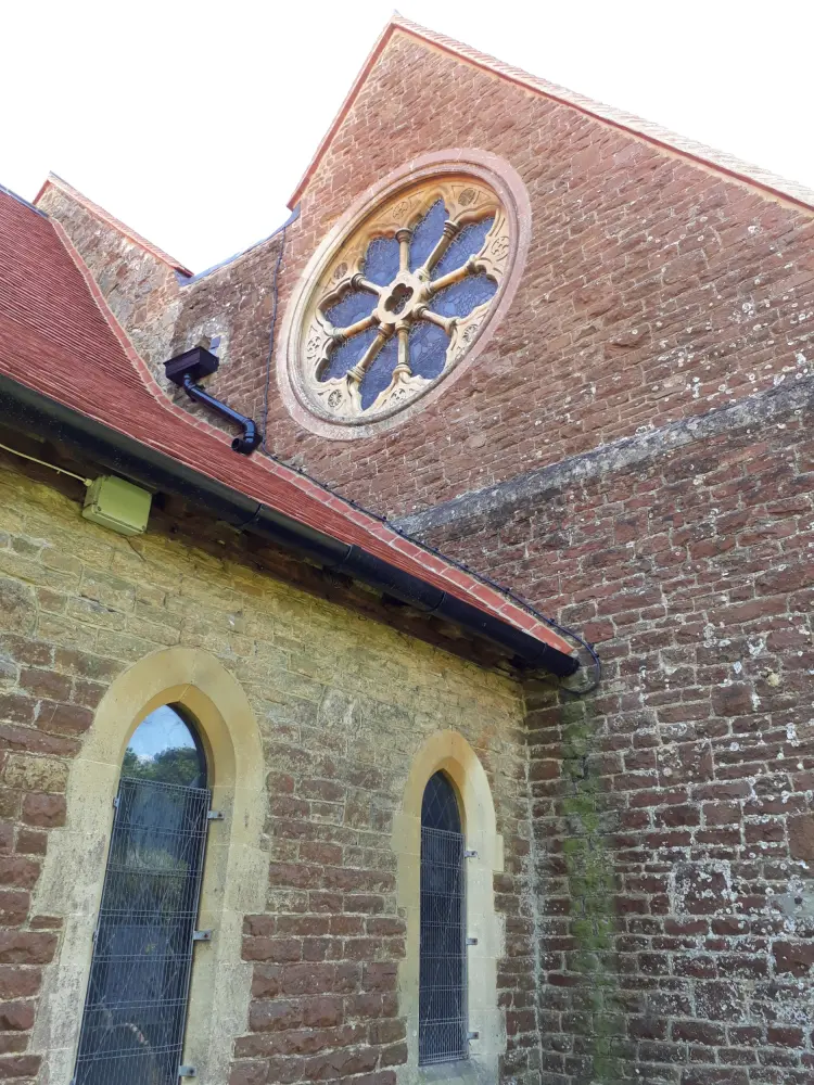 Foto von Kirche der St. Mary - Historic England / Jessica Cole