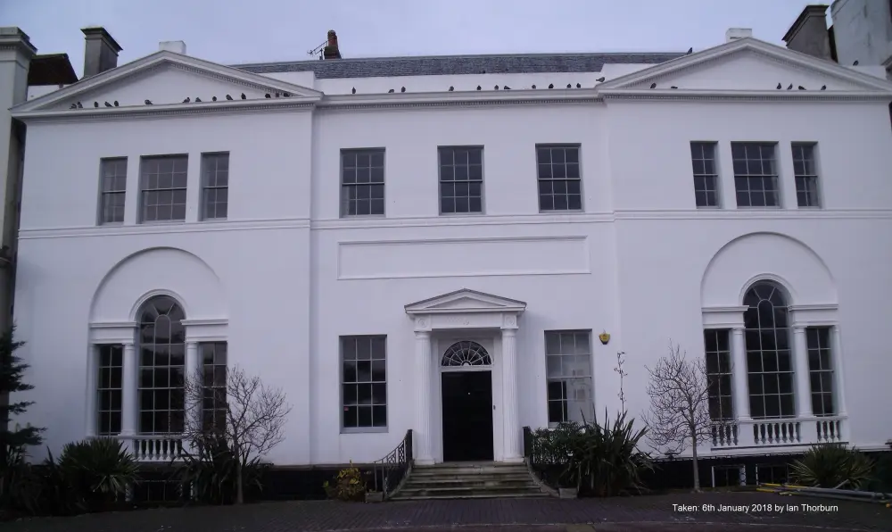 Photo de Maison Marlborough et garde-corps attachés - Historic England