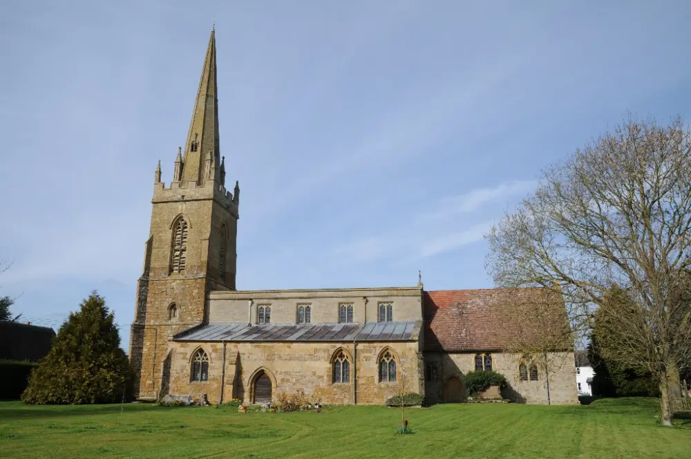 Foto von Kirche von St. Swithin - Historic England