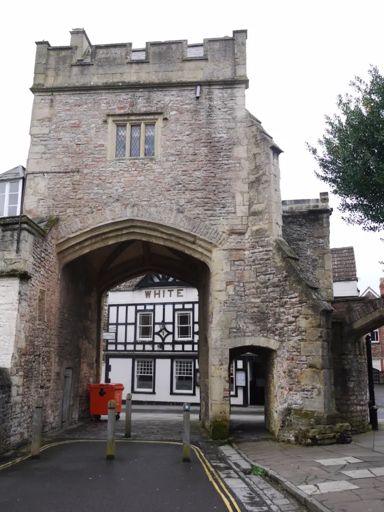 Foto de Gatehouse de Brown - Historic England / David Lovell