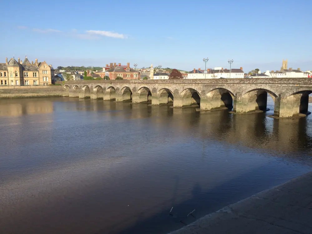 Photo de Long pont - Historic England