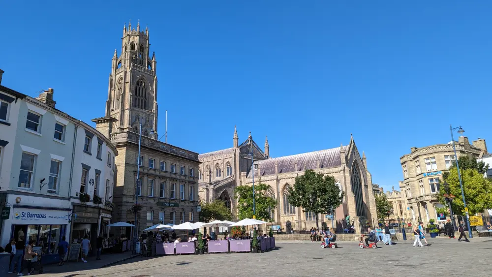 Foto von Pfarrkirche von St. Botolph - Historic England / Jo Gannon
