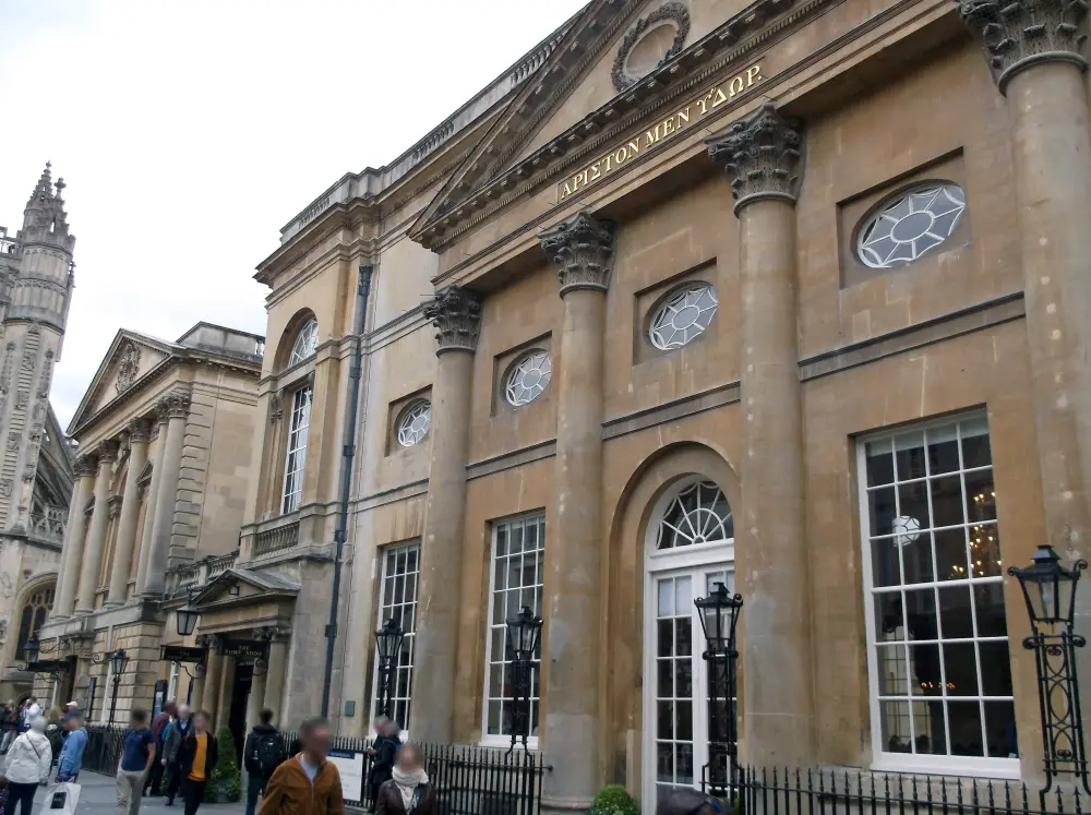 Photo de Grand Pump Room - Historic England