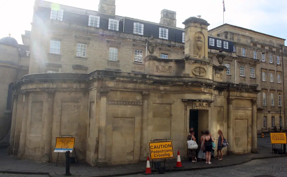 Photo de Le bain croisé - Historic England