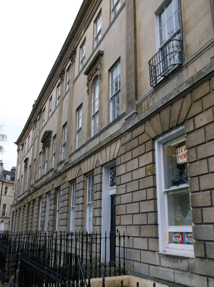 Foto von Nr. 10, 11 und 12 - Historic England